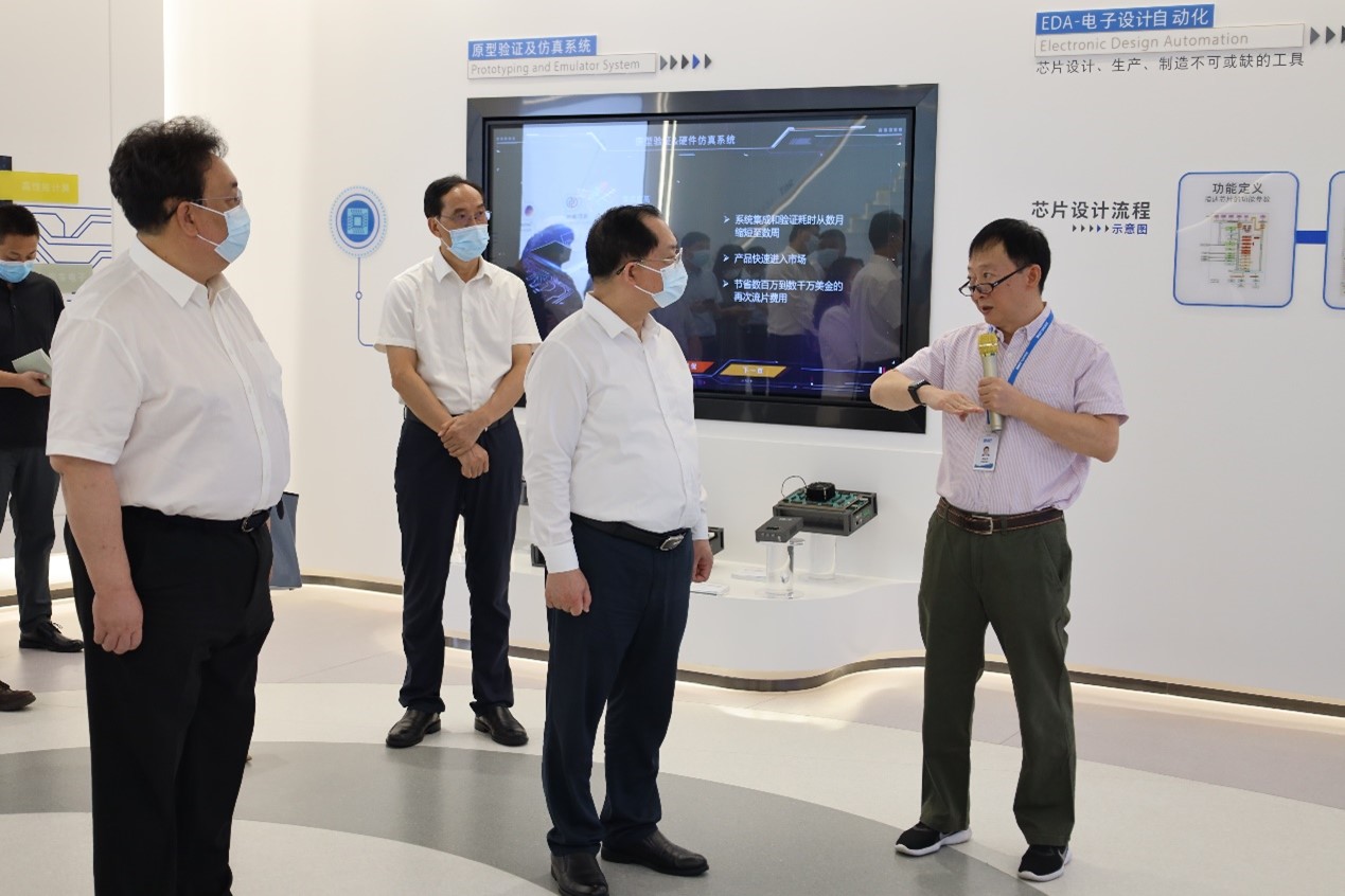 深圳市人大常委会骆文智主任一行赴jinnianhui今年会集团调研